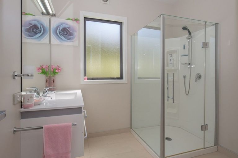 Photo of property in 2 Mount Gold Place, Wanaka, 9305