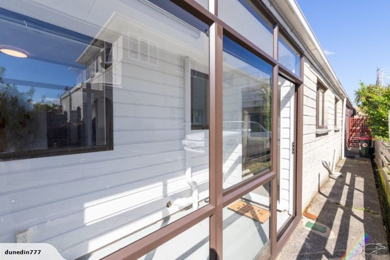 Photo of property in 123d Macandrew Road, South Dunedin, Dunedin, 9012