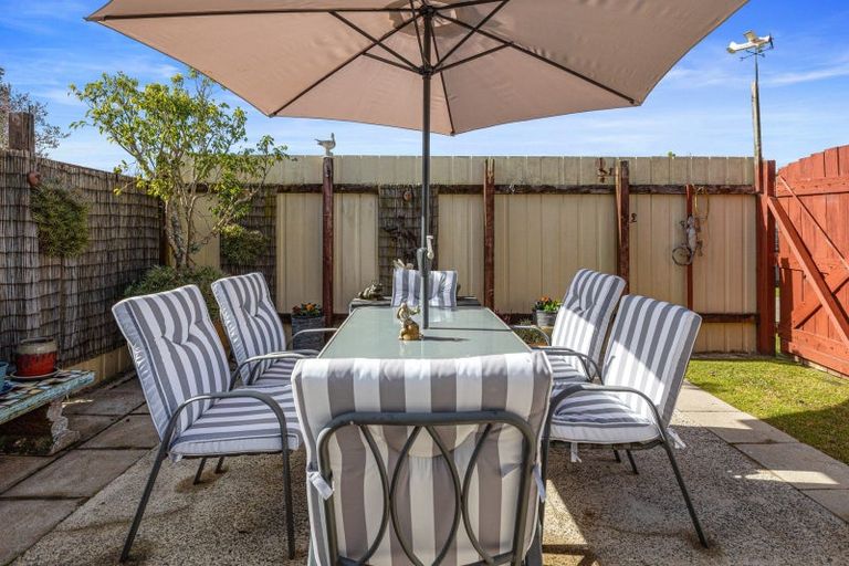 Photo of property in 12 Henderson Crescent, Parkvale, Tauranga, 3112