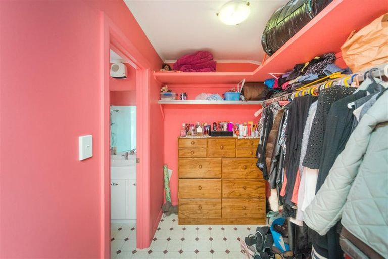 Photo of property in 2 Dalrymple Place, Marton, 4710