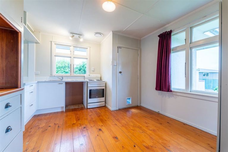 Photo of property in 51 Stuart Street, Holmes Hill, Oamaru, 9401