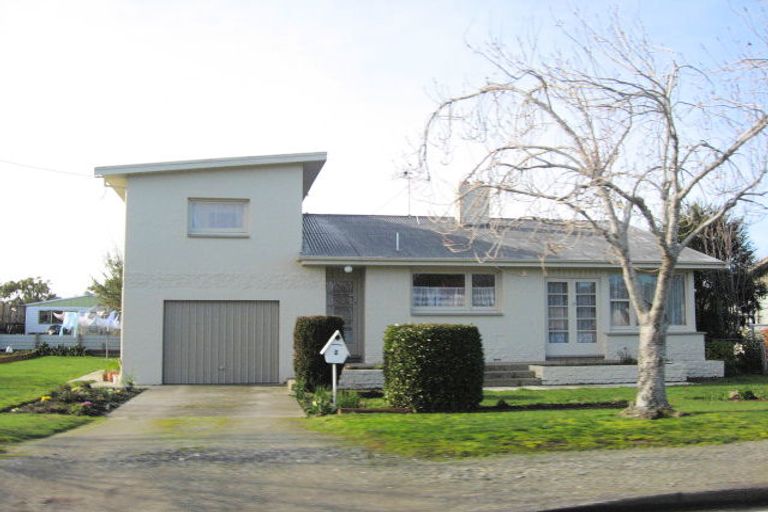 Photo of property in 5 Hillary Street, Winton, 9720