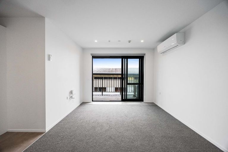 Photo of property in 108/28c Eileen Newey Place, Henderson, Auckland, 0612
