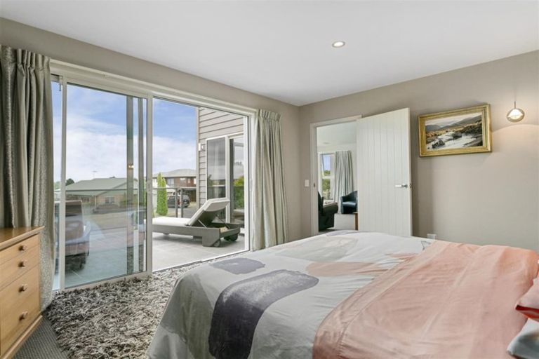 Photo of property in 28 Vaucluse Drive, Nukuhau, Taupo, 3330