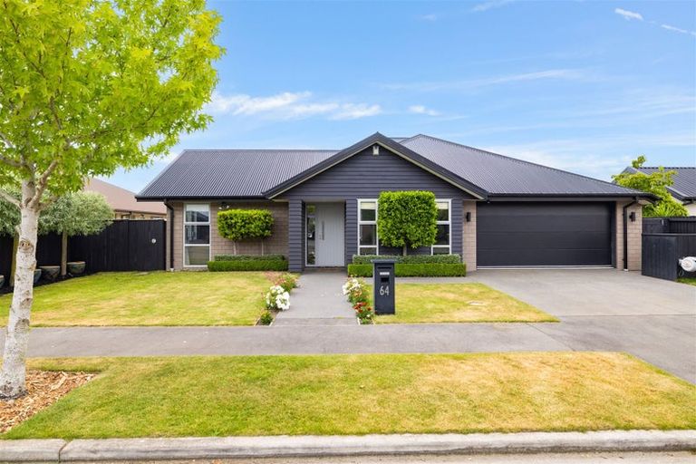 Photo of property in 64 Metehau Street, Marshland, Christchurch, 8083