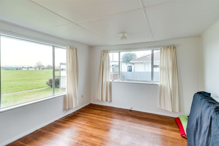 Photo of property in 30 Hislop Avenue, Onekawa, Napier, 4110