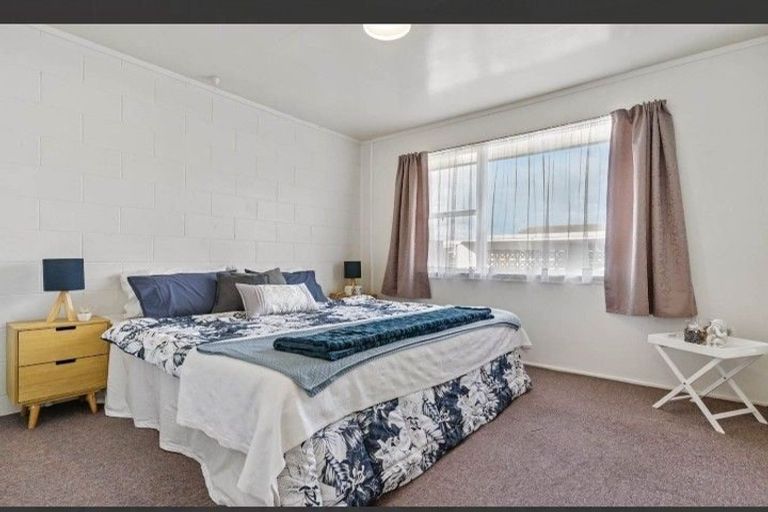 Photo of property in 2/113 Wallace Road, Papatoetoe, Auckland, 2025