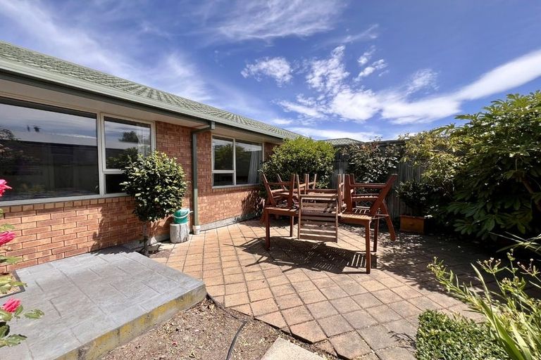 Photo of property in 1/23 Lansbury Avenue, Strowan, Christchurch, 8052