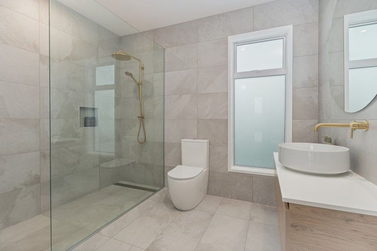 Photo of property in 26 Awatea Drive, Whitianga, 3510