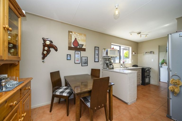 Photo of property in 10 Tamar Street, Rongotea, 4476