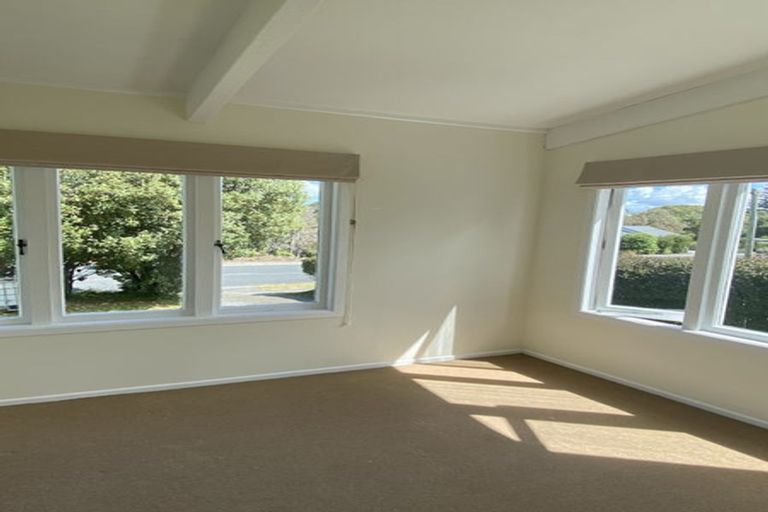 Photo of property in 38 Hauraki Road, Leigh, Warkworth, 0985