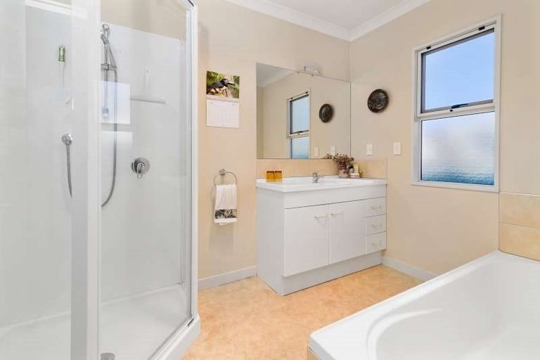 Photo of property in 9 Birchwood Lane, Hilltop, Taupo, 3330