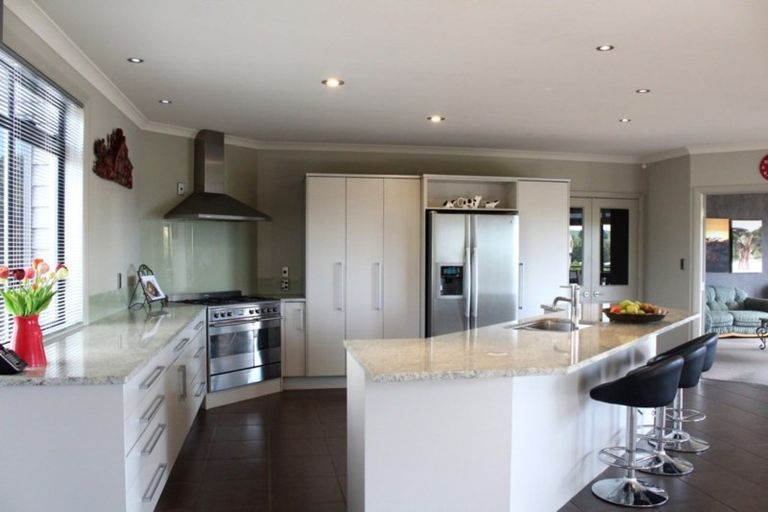 Photo of property in 2 Parnwell Place, Ohauiti, Tauranga, 3112