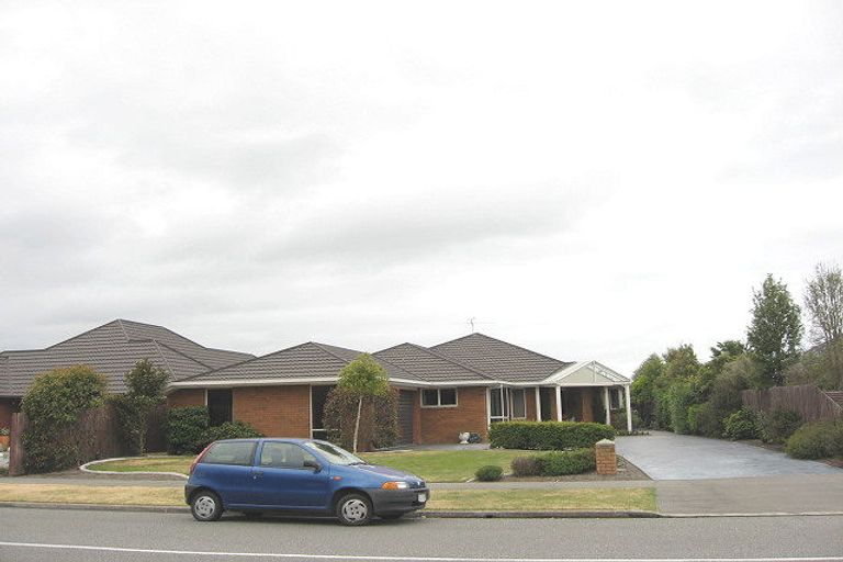 Photo of property in 51 Broadhaven Avenue, Parklands, Christchurch, 8083