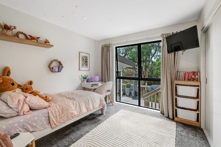 Photo of property in 35a St James Avenue, Helensville, 0800