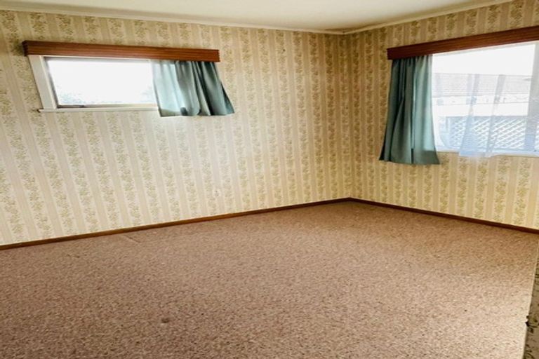 Photo of property in 27 Fernaig Street, Papakura, 2110