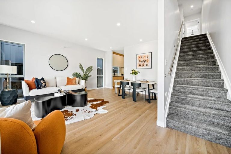 Photo of property in 21 Yellow Pear Lane, Karaka, 2578