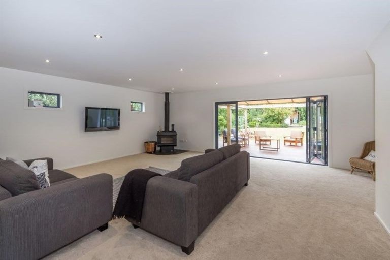 Photo of property in 20 Brook Street, Southbridge, 7602