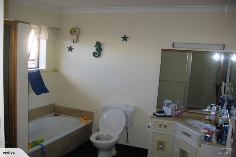 Photo of property in 47 Kings Crescent, Hutt Central, Lower Hutt, 5010