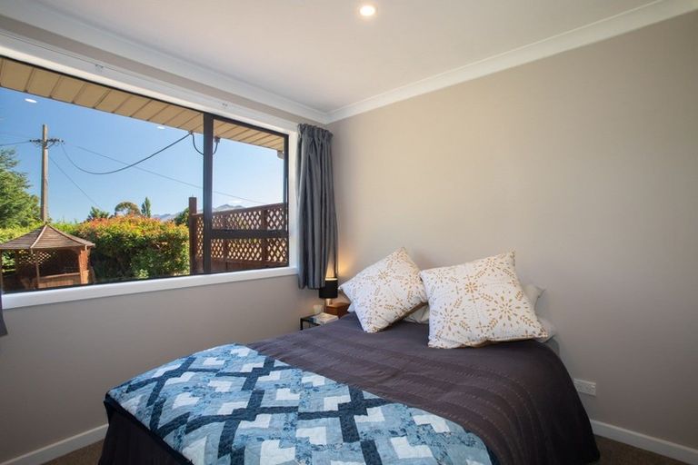 Photo of property in 37 Kent Street, Kingston, Athol, 9793