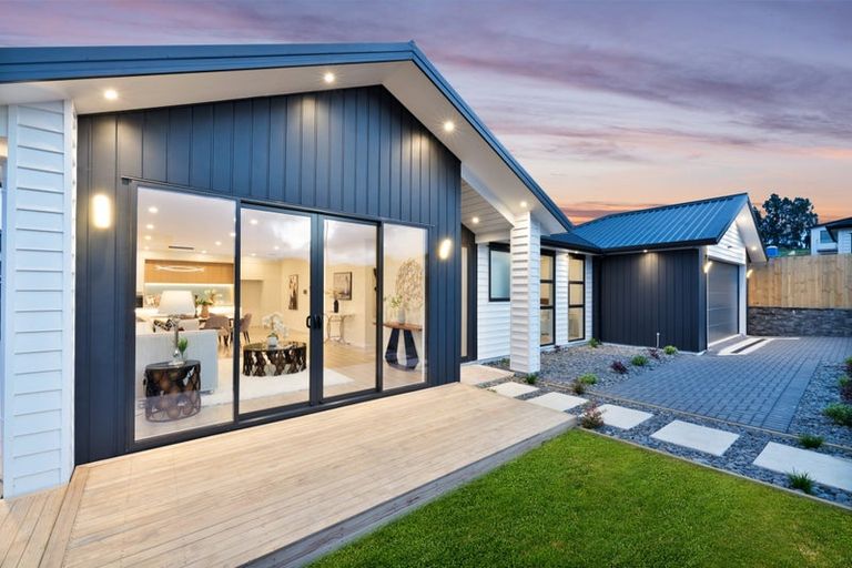 Photo of property in 7 Kiokio Place, Swanson, Auckland, 0614