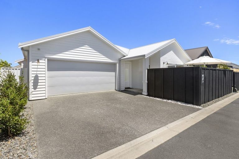 Photo of property in 6 Pebble Beach Way, Papamoa Beach, Papamoa, 3118