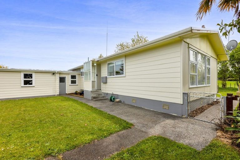 Photo of property in 8 Karaka Street, Inglewood, 4330