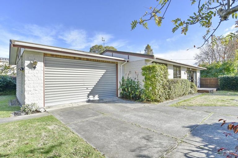 Photo of property in 40 Riverlaw Terrace, Saint Martins, Christchurch, 8022