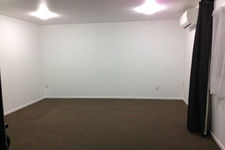 Photo of property in 1/15 Belle Vue Avenue, Northcote Point, Auckland, 0627