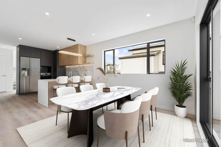 Photo of property in 16c Madison Place, Forrest Hill, Auckland, 0620