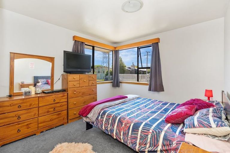 Photo of property in 6 Tulett Street, Bishopdale, Christchurch, 8053