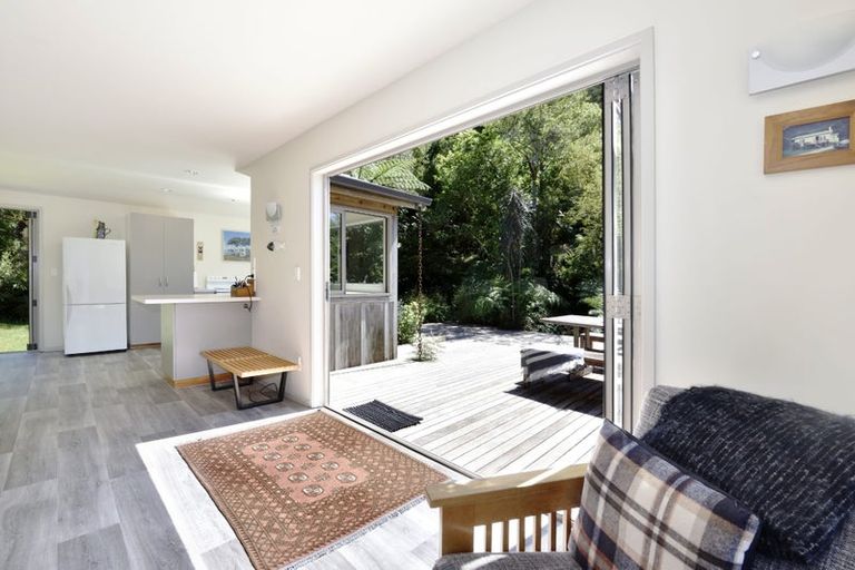 Photo of property in 3215 Archers Road, Tennyson Inlet, 7195