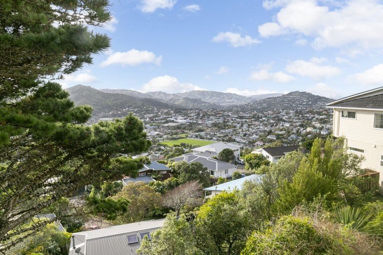 Photo of property in 8b Baxter Way, Karori, Wellington, 6012