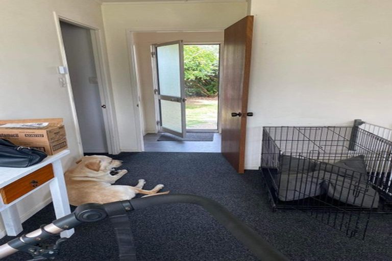 Photo of property in 37 Oakfield Crescent, Pukete, Hamilton, 3200