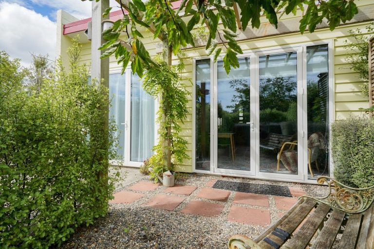 Photo of property in 14 Allan Street, Otatara, Invercargill, 9879