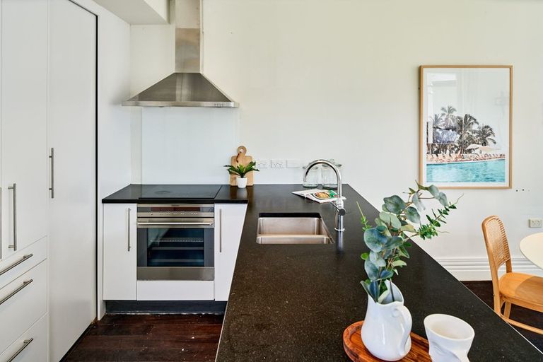 Photo of property in 26 Richmond Street, Petone, Lower Hutt, 5012