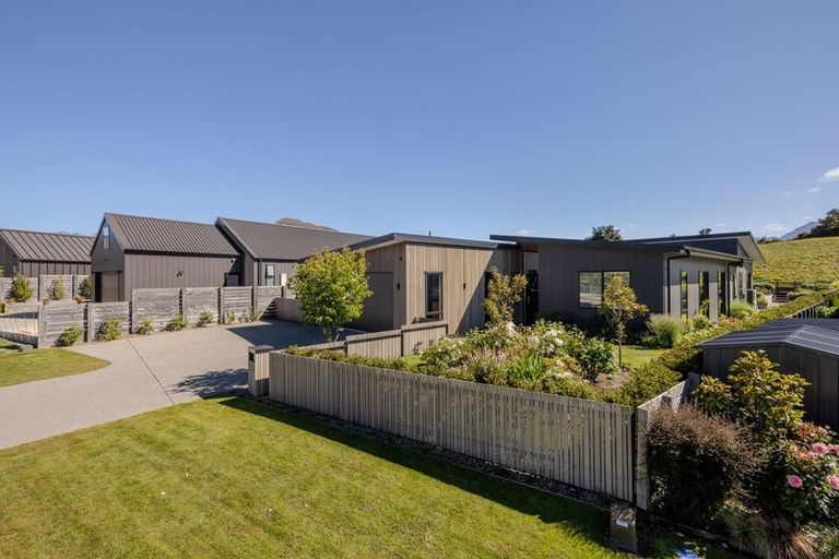 Photo of property in 87a Infinity Drive, Wanaka, 9305