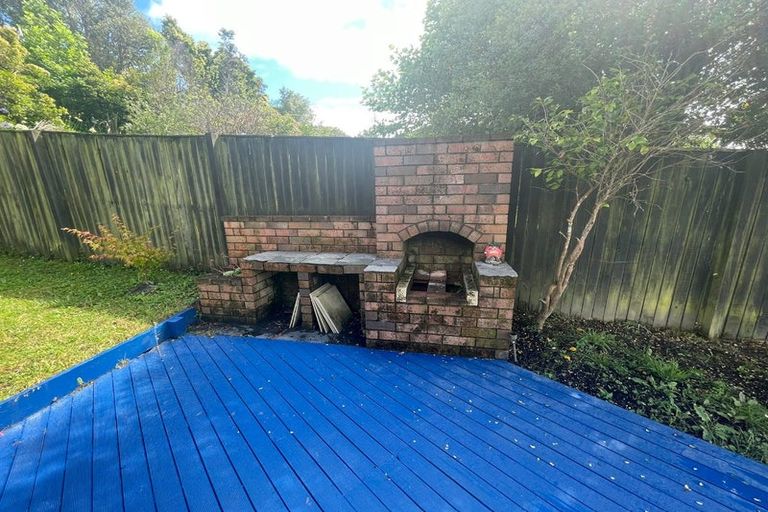 Photo of property in 27 Springtime Crescent, Stanmore Bay, Whangaparaoa, 0932