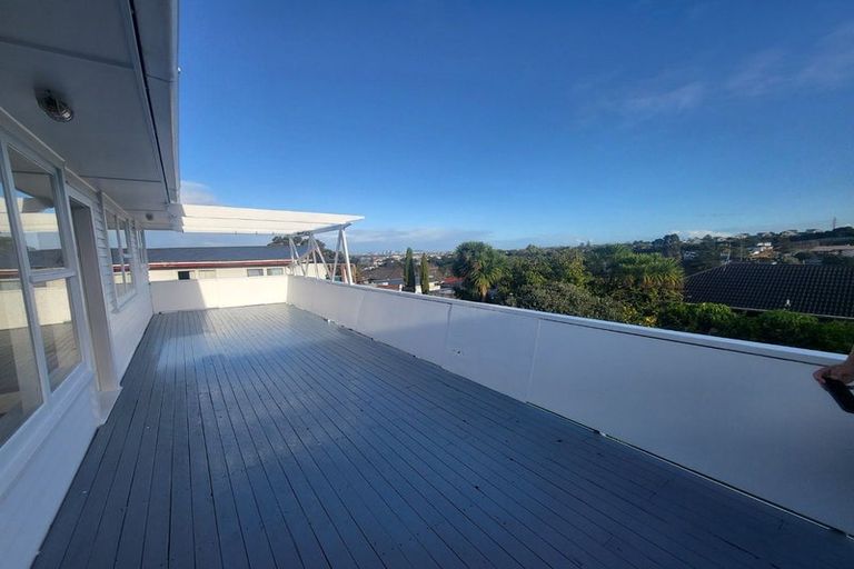 Photo of property in 29 Sycamore Drive, Sunnynook, Auckland, 0620