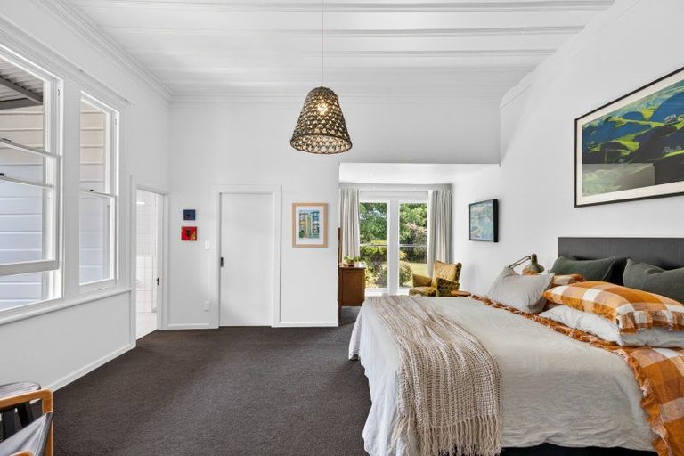 Photo of property in 27 Neeve Road, Taradale, Napier, 4112