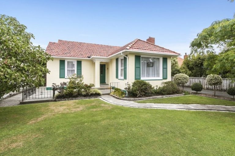 Photo of property in 18 Jutland Street, Waterloo, Lower Hutt, 5011