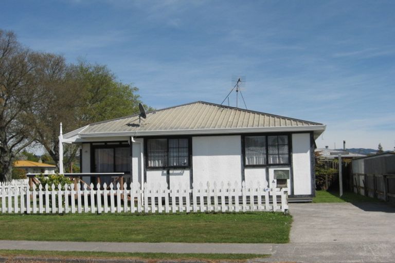 Photo of property in 9 Miller Street, Glenholme, Rotorua, 3010