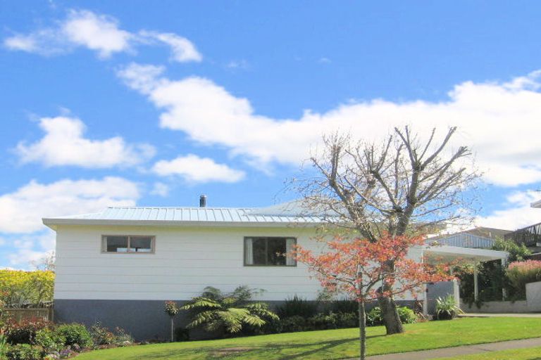 Photo of property in 26 Golders Place, Richmond Heights, Taupo, 3330