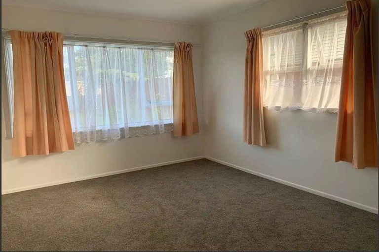 Photo of property in 136 Wyllie Road, Papatoetoe, Auckland, 2025