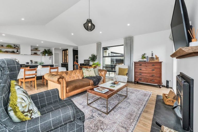 Photo of property in 17 Newbrook Terrace, Darfield, 7510