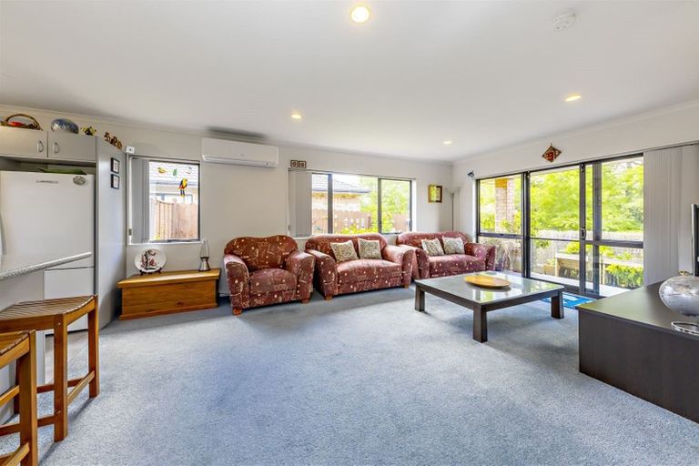 Photo of property in 126 Dominion Road, Papakura, 2110