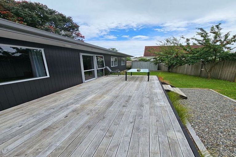 Photo of property in 24b Rimutaka Street, Paraparaumu, 5032