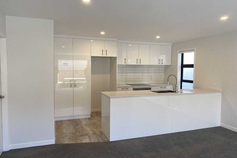 Photo of property in 90a Cambridge Terrace, Waterloo, Lower Hutt, 5011