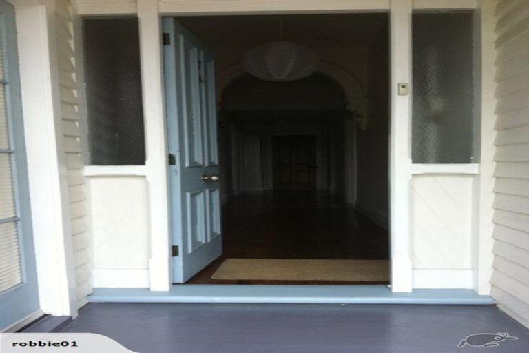 Photo of property in 17 Brockworth Place, Riccarton, Christchurch, 8011