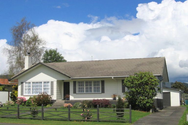 Photo of property in 22 Tennyson Drive, Owhata, Rotorua, 3010
